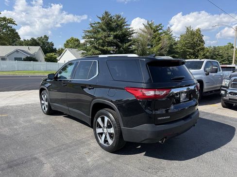 Used 2018 Chevrolet Traverse LT FWD image 4
