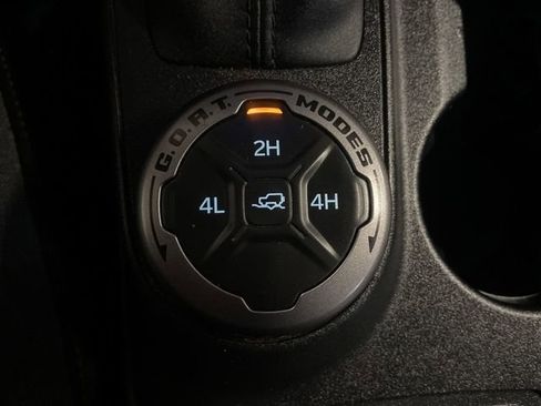 Used 2023 Ford Bronco Base image 20