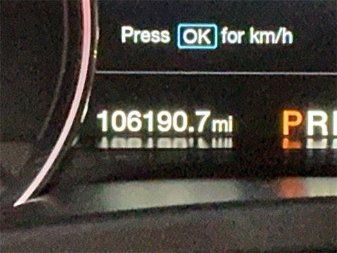 Used 2018 Ford F250 Lariat w/ Chrome Package image 26