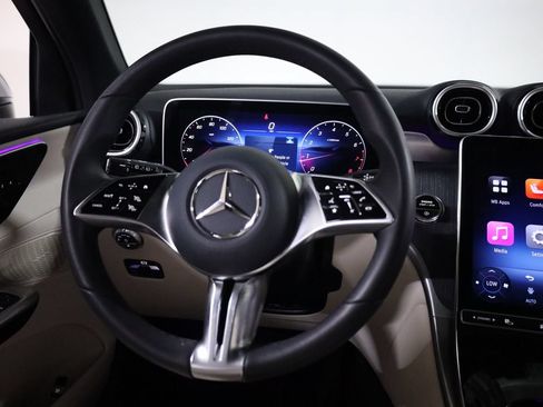 Used 2026 Mercedes-Benz GLC 300 4MATIC image 39