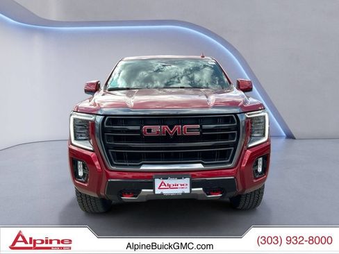 Used 2024 GMC Yukon AT4 AWD/4WD image 8