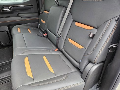New 2026 GMC Sierra 1500 AT4 AWD/4WD image 28
