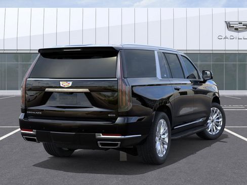 New 2026 Cadillac Escalade ESV 4WD image 4