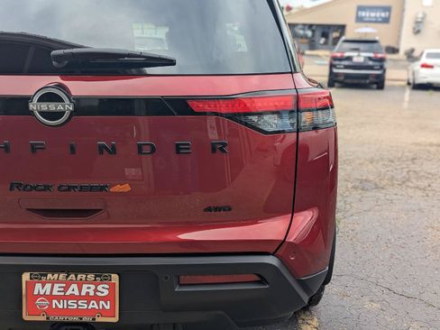 Used 2024 Nissan Pathfinder Rock Creek AWD/4WD image 16