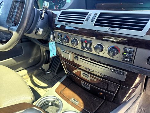 Used 2003 BMW 745Li image 63