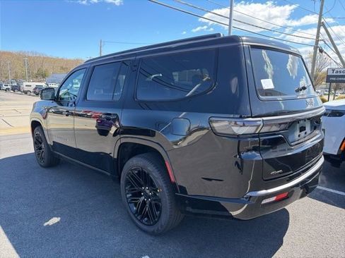 New 2026 Jeep Grand Wagoneer Limited AWD/4WD image 5