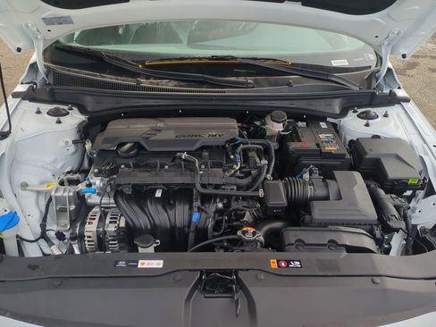 New 2026 Hyundai Elantra SEL Sport Premium FWD image 28