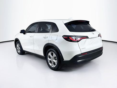 Certified 2025 Honda HR-V LX image 28
