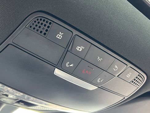 Used 2019 Mercedes-Benz GLC 300 4MATIC Coupe image 31