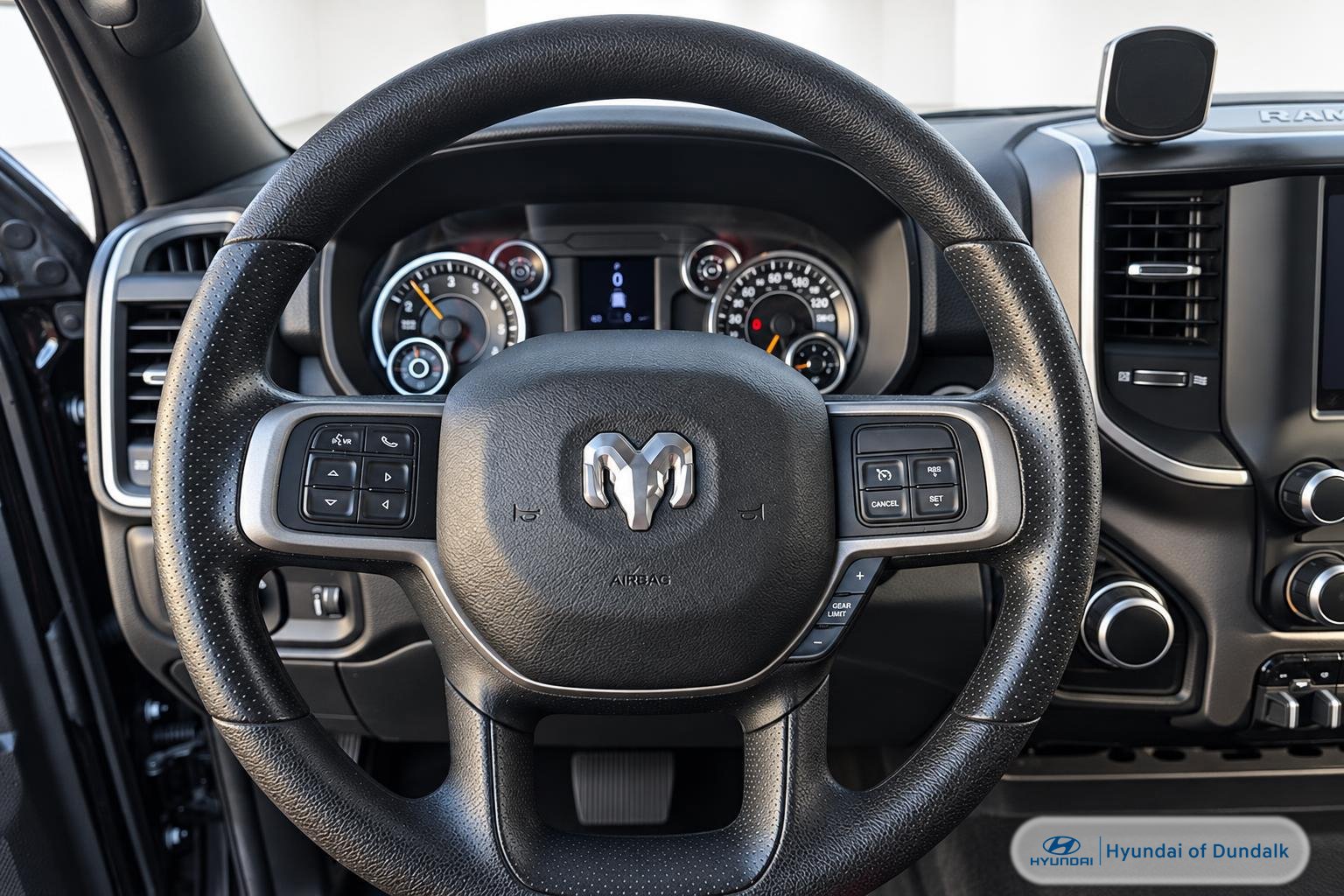 Used 2022 RAM 3500 Tradesman AWD/4WD image 10