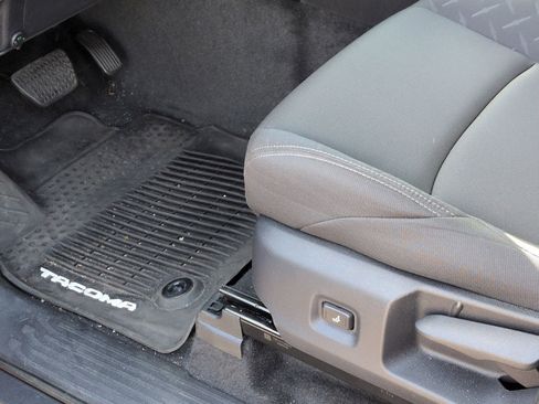 Used 2025 Toyota Tacoma SR5 image 17