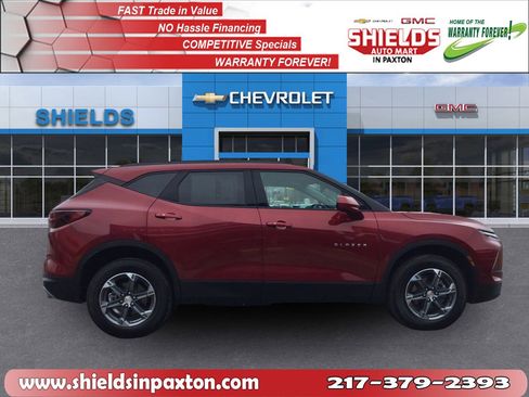 Used 2025 Chevrolet Blazer LT w/ Convenience Package image 4