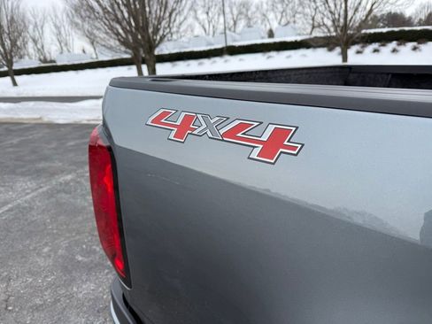 Used 2020 Chevrolet Colorado LT w/ LT Convenience Package image 10