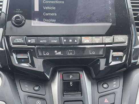 Used 2023 Honda Odyssey EX-L image 29