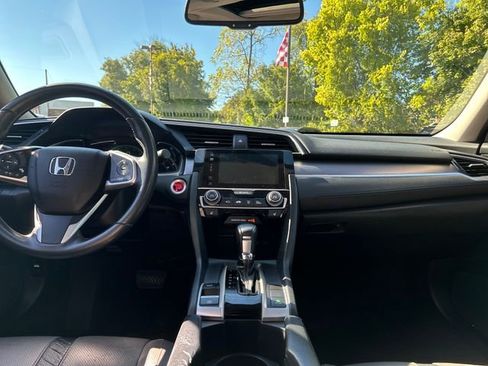 Used 2017 Honda Civic EX-L image 13