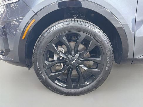 Used 2023 Kia Sorento SX AWD/4WD image 34