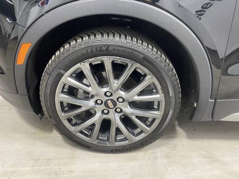 Used 2019 Cadillac XT4 Premium Luxury w/ Driver Assist Package image 18