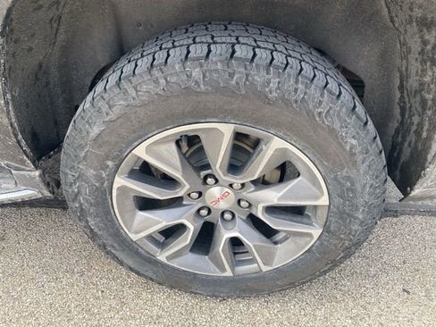 Used 2020 GMC Yukon XL SLT w/ Open Road Package image 6