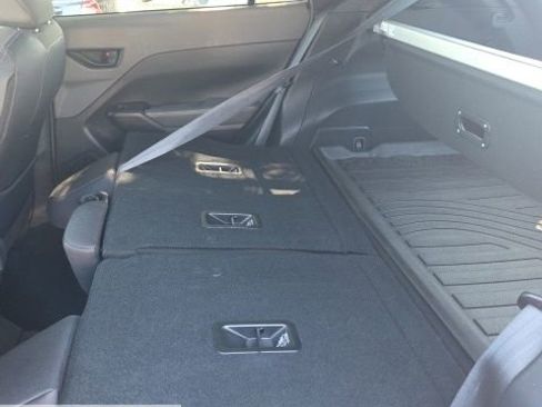 Certified 2025 Subaru Crosstrek 2.5i Sport AWD/4WD image 18