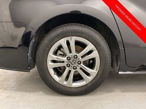 Used 2023 Toyota Sienna XSE w/ XSE Plus Package AWD/4WD image 8
