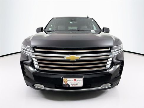 Used 2024 Chevrolet Tahoe High Country AWD/4WD image 9
