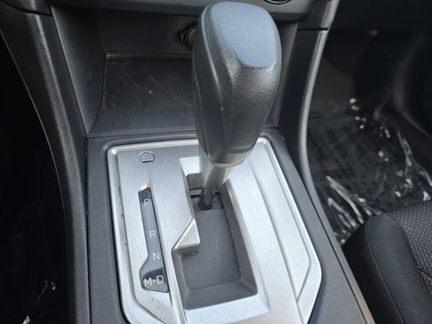 Used 2018 Subaru Impreza 2.0i Premium image 21