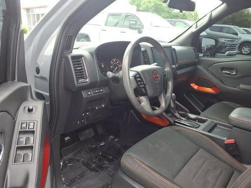 Used 2023 Nissan Frontier PRO-4X w/ Tow Package AWD/4WD image 6
