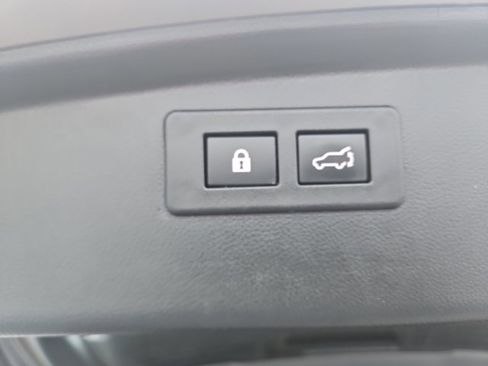 Used 2021 Subaru Outback Limited image 22