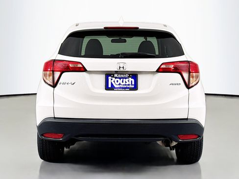 Certified 2018 Honda HR-V EX image 6