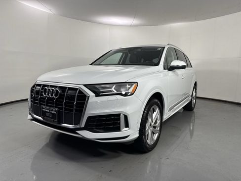 Used 2023 Audi Q7 2.0T Premium w/ Convenience Package AWD/4WD image 23