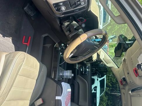 Used 2015 GMC Sierra 3500 Denali w/ Duramax Plus Package RWD image 5