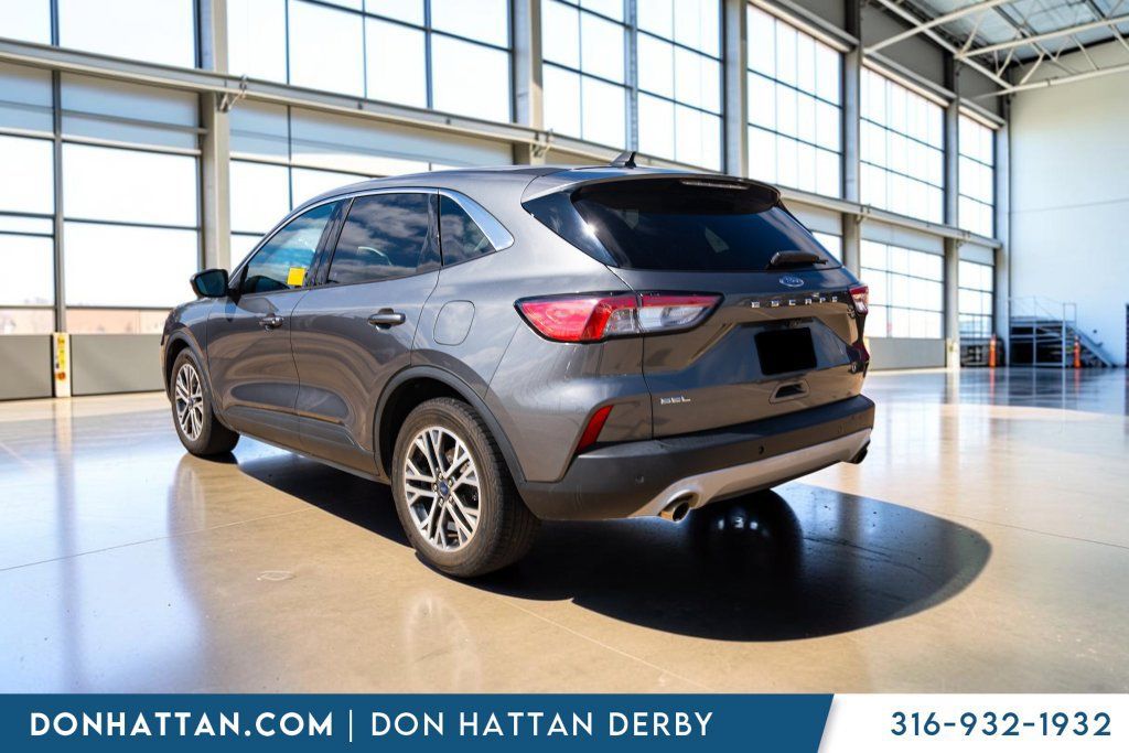 Used 2022 Ford Escape SEL FWD image 11