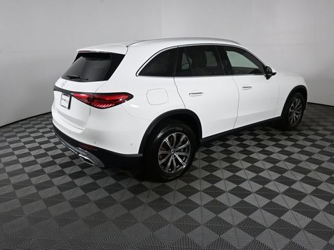 Used 2025 Mercedes-Benz GLC 300 image 26