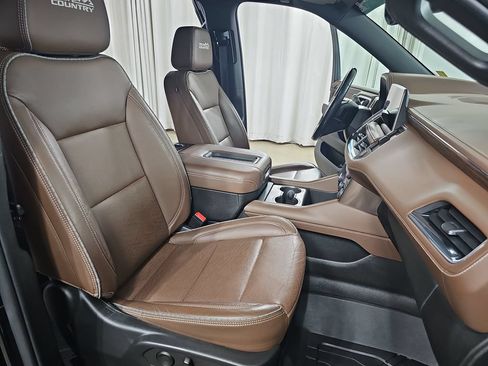 Certified 2023 Chevrolet Tahoe High Country AWD/4WD image 13