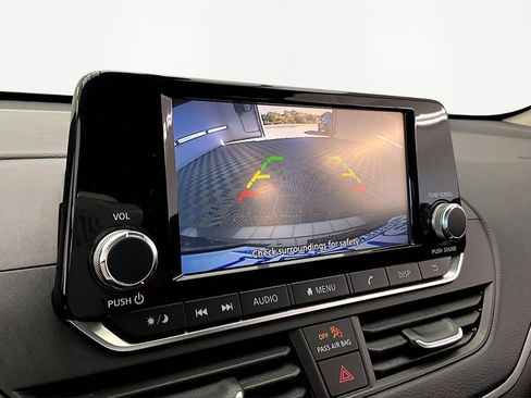 Used 2024 Nissan Altima 2.5 S image 21