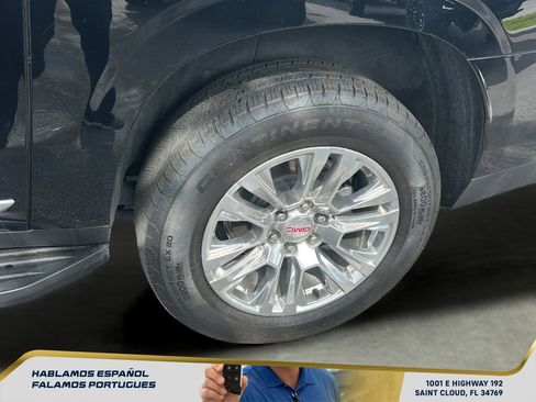 Certified 2025 GMC Yukon XL Denali AWD/4WD image 11