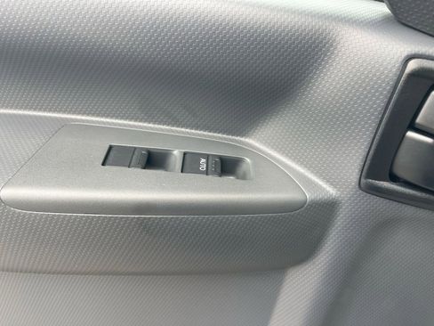 Used 2024 Chevrolet Low Cab Forward image 20