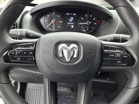 Used 2023 RAM ProMaster 2500 FWD image 5