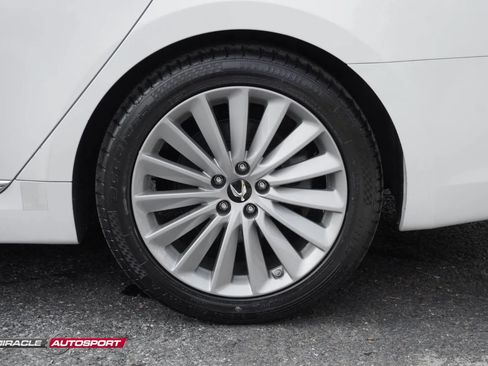 Used 2016 Hyundai Equus Ultimate image 12