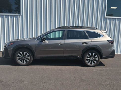 Used 2024 Subaru Outback Limited AWD/4WD image 5