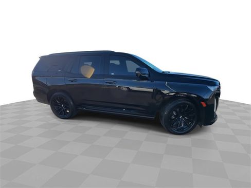 Used 2022 Cadillac Escalade Sport w/ Touring Package image 6