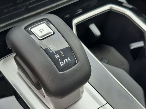 New 2026 Mitsubishi Outlander LE FWD image 26