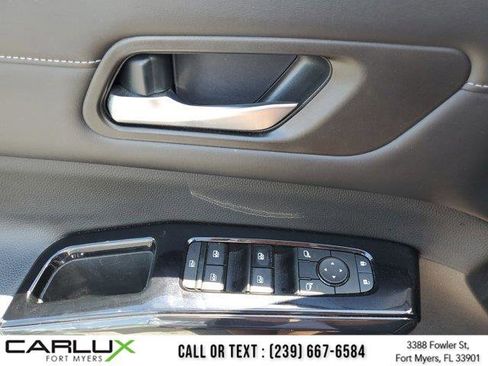 Used 2022 Nissan Pathfinder SV w/ Cargo Package image 25