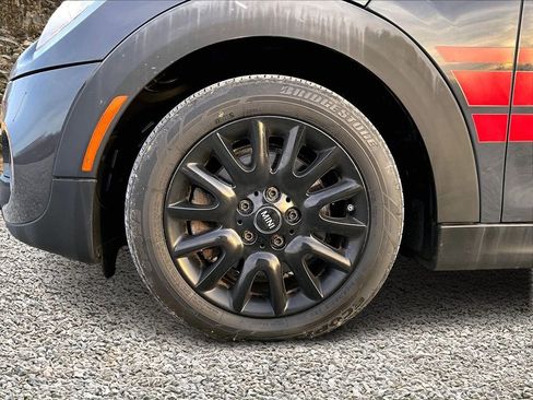 Used 2016 MINI Cooper S image 9