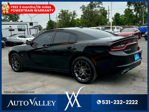 Used 2018 Dodge Charger GT AWD/4WD image 5