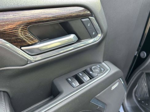 Used 2024 GMC Sierra 1500 Elevation w/ Elevation Premium Package image 19