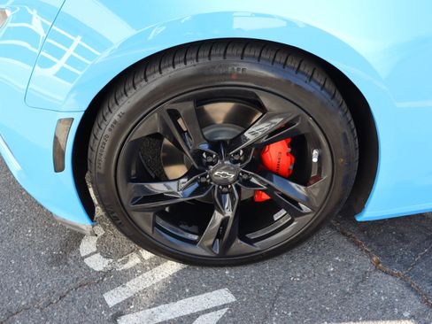 Used 2022 Chevrolet Camaro LT w/ RS Package image 35