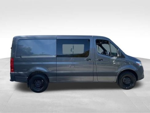 Used 2026 Mercedes-Benz Sprinter 2500 image 3