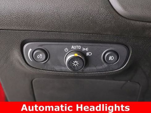 Used 2020 Buick Encore GX Select w/ Experience Buick Package image 19