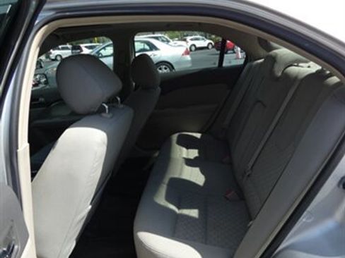 Used 2012 Ford Fusion SE FWD image 43